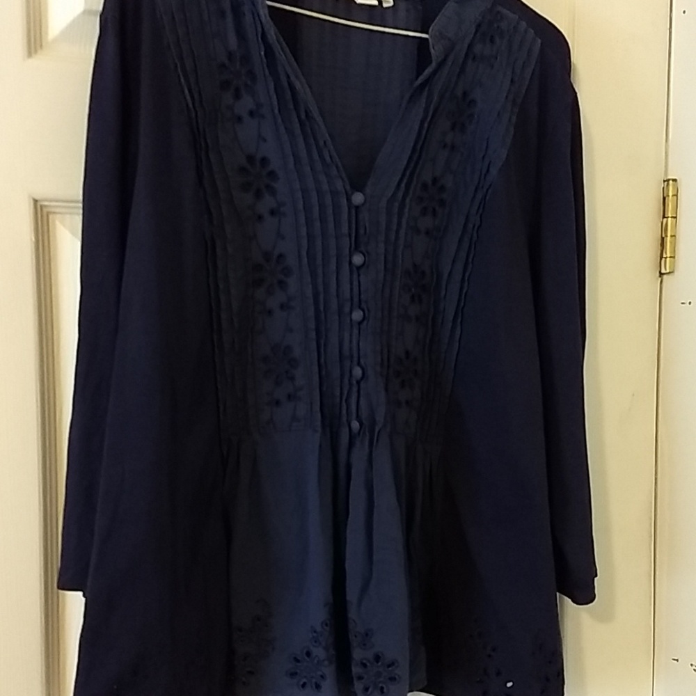 Nice blouse with cut-outs